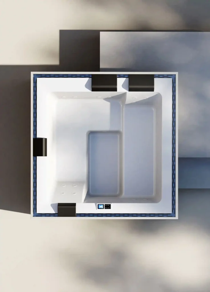 Vista dall’alto della minipiscina Realxdesign Collezione Futura con doppia seduta.