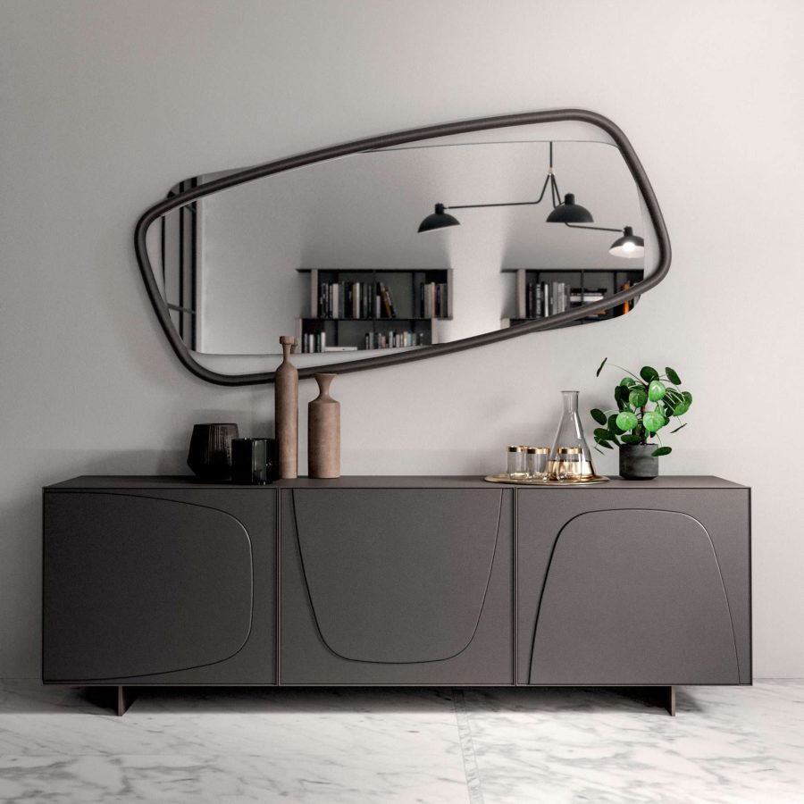 Madia grigio scuro con specchio asimmetrico.