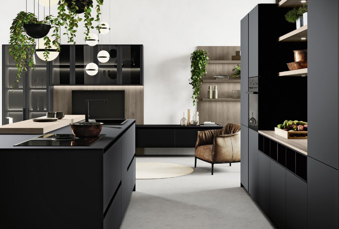 Cucina nera con penisola, pensili a giorno e soffitto in legno